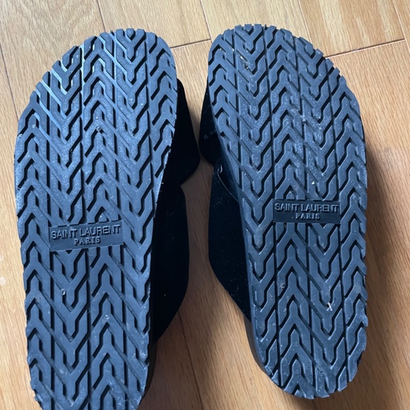 Saint Laurent Jimmy Joan Velvet Cross Slide - Picture 4 of 5